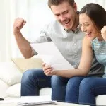 Win couple read letter