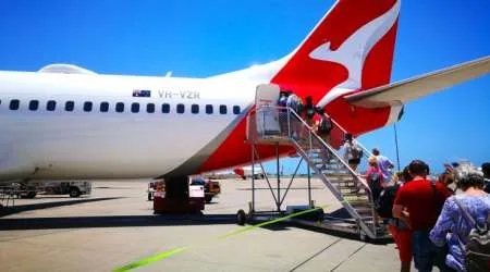 QantasBoarding_Shutterstock_450x250