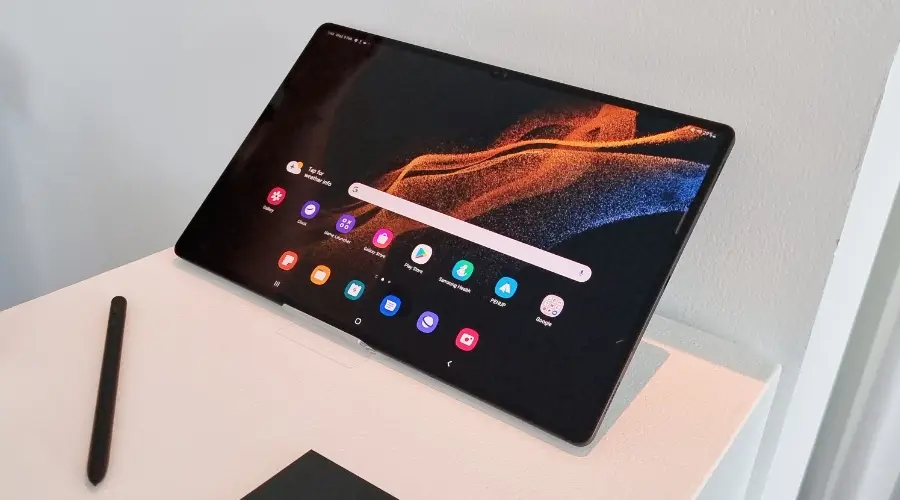 Samsung Galaxy Tab S8 Ultra First Look Review Is Bigger Better Finder
