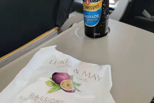 Snack on Qantas Link Flight