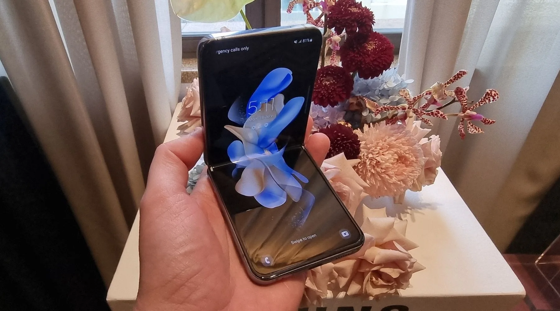 Samsung Galaxy Z Flip 4 Australian Hands On Early Verdict Finder Samsung Galaxy Z Flip 4 Australian Hands On Early Verdict Finder