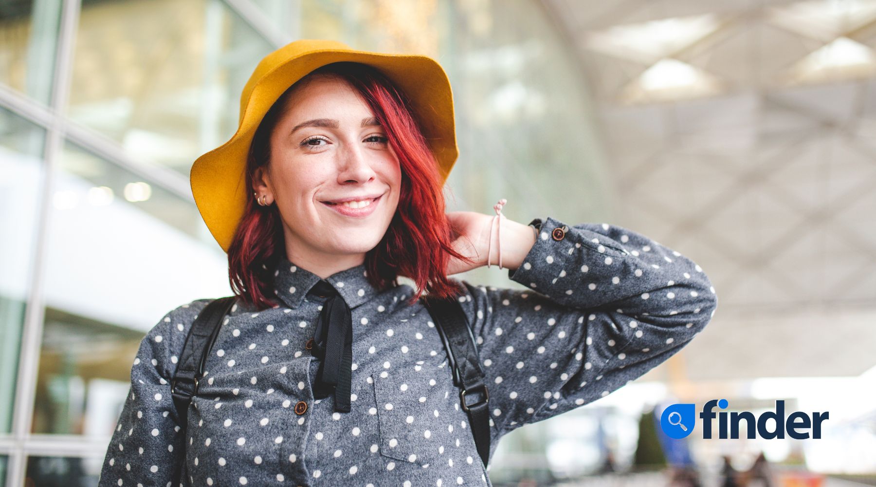 Woman_At_Airport_Canva_1800x1000