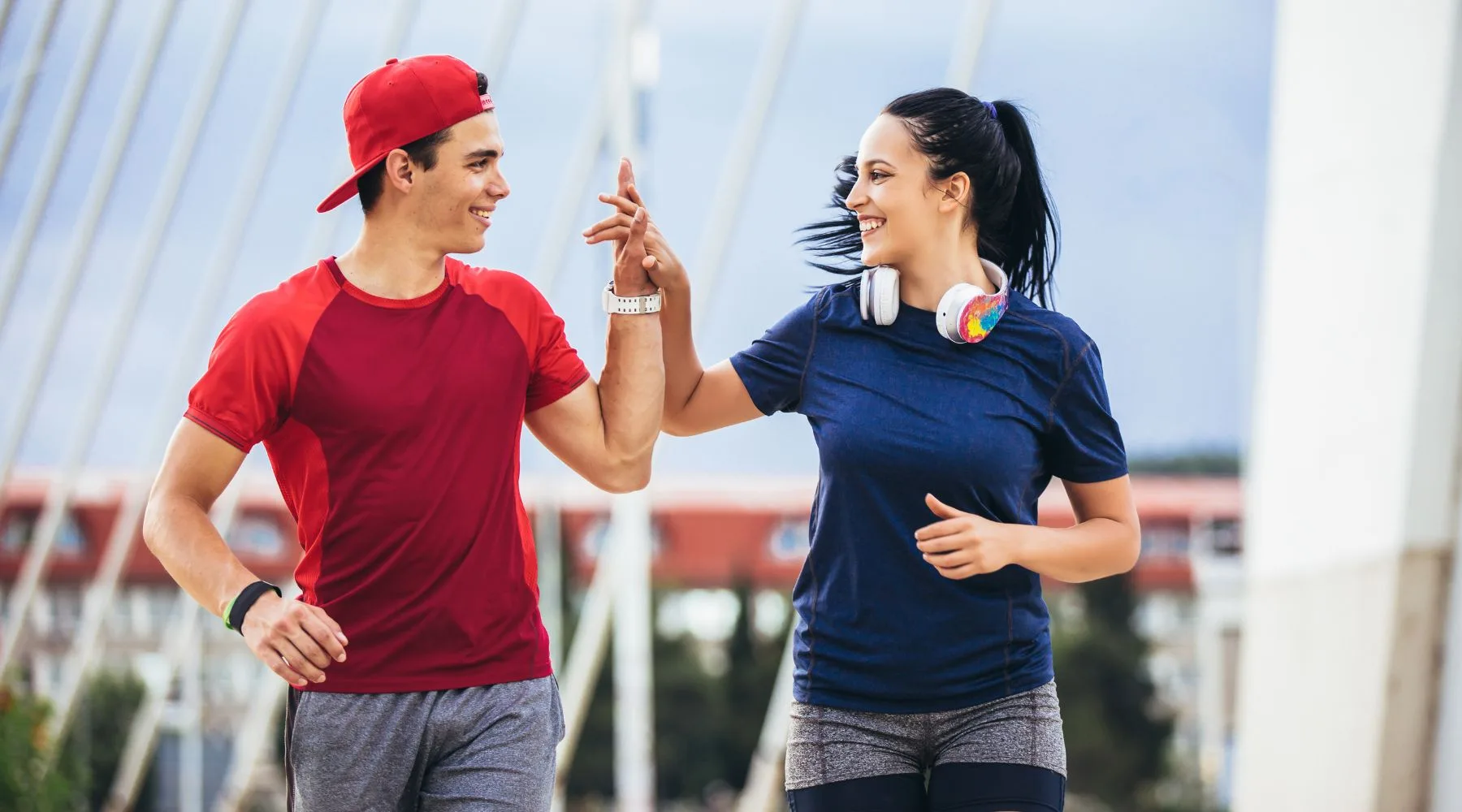 Happy_Couple_Jogging_Together_Canva_1800x1000