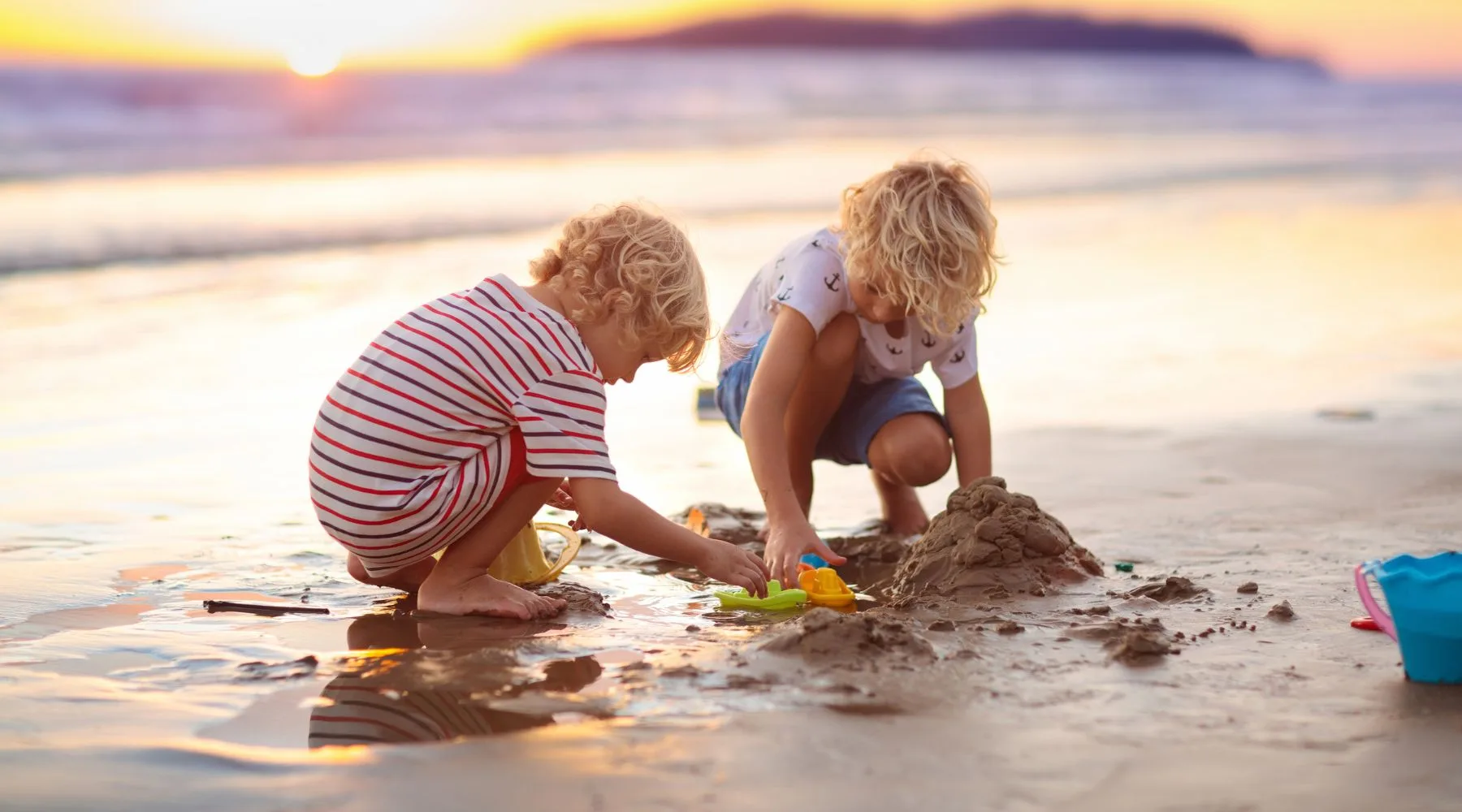 KidsatBeach_Canva_1800x1000