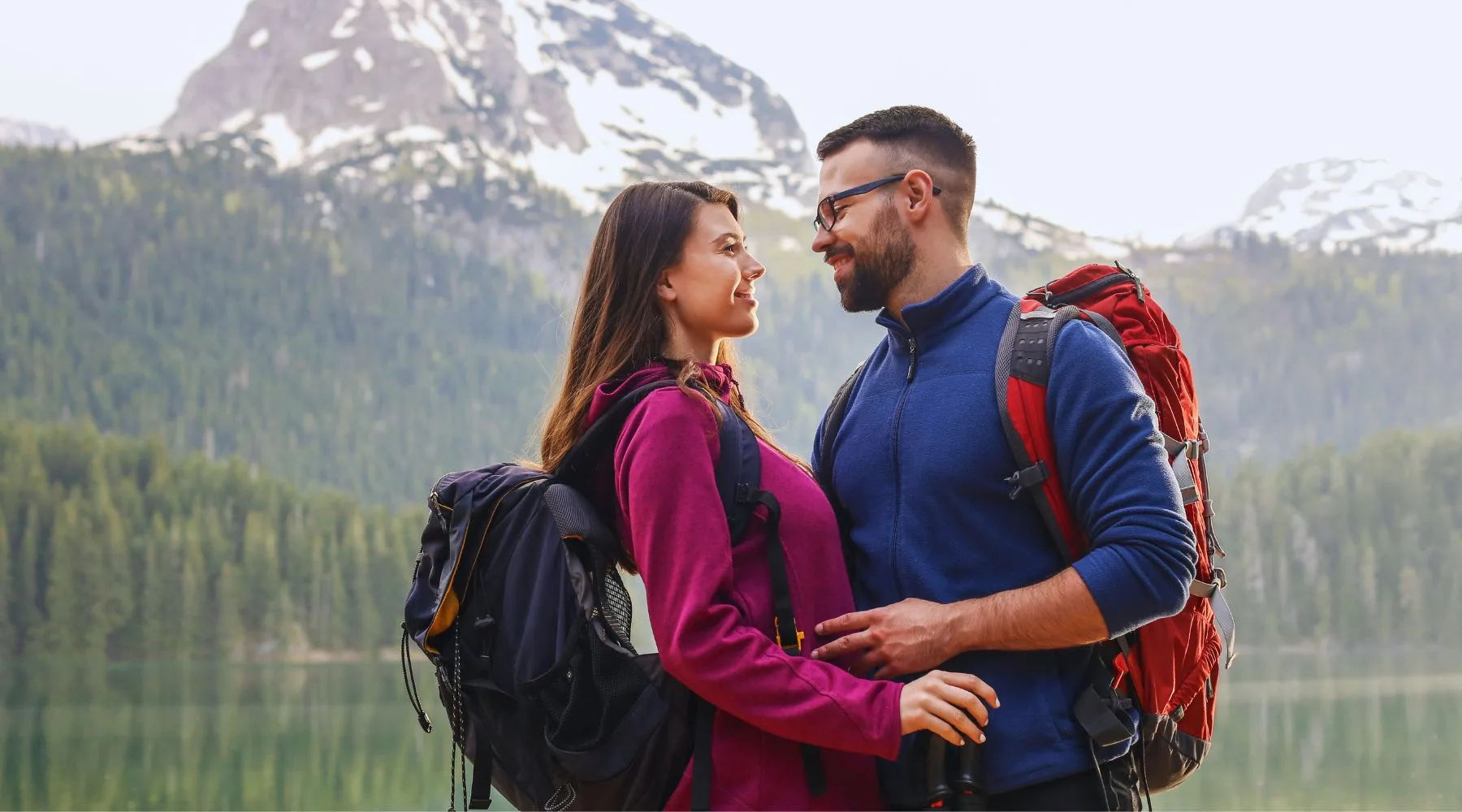Couple_Backpacking_Vacation_Canva_1800x1000
