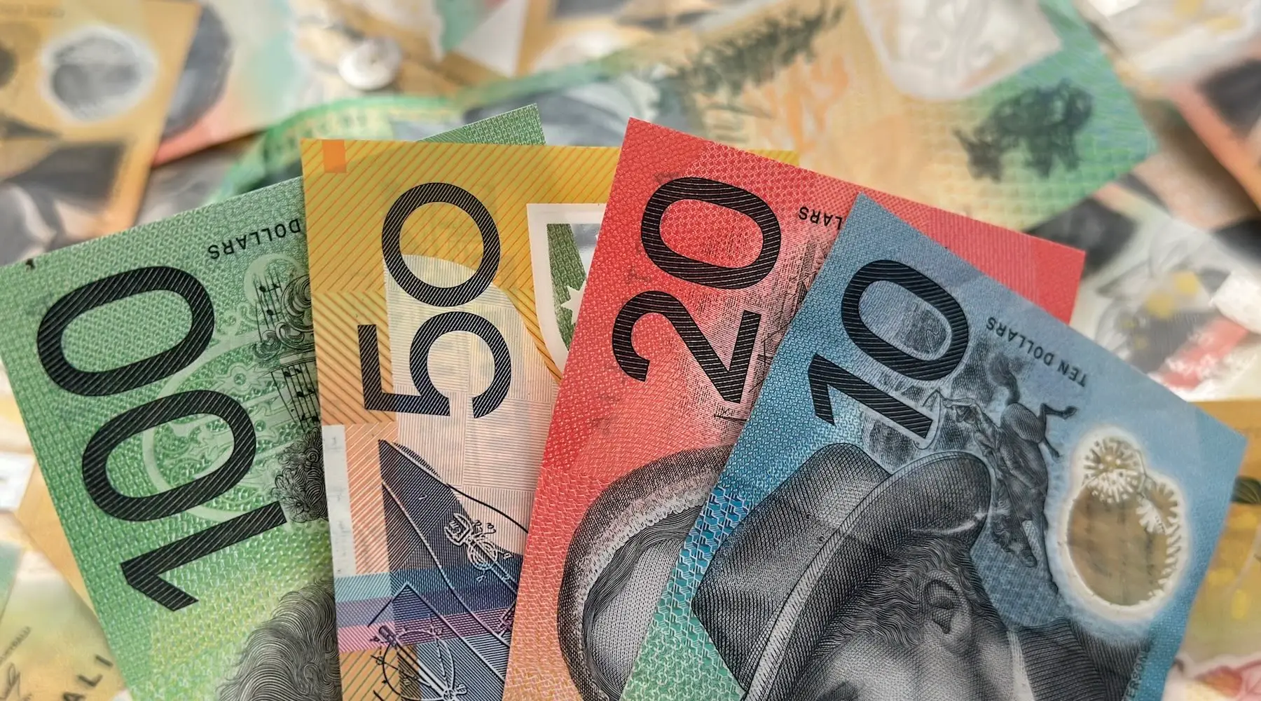Currency cash money_Finder_1800x1000 Currency cash money_Finder_1800x1000