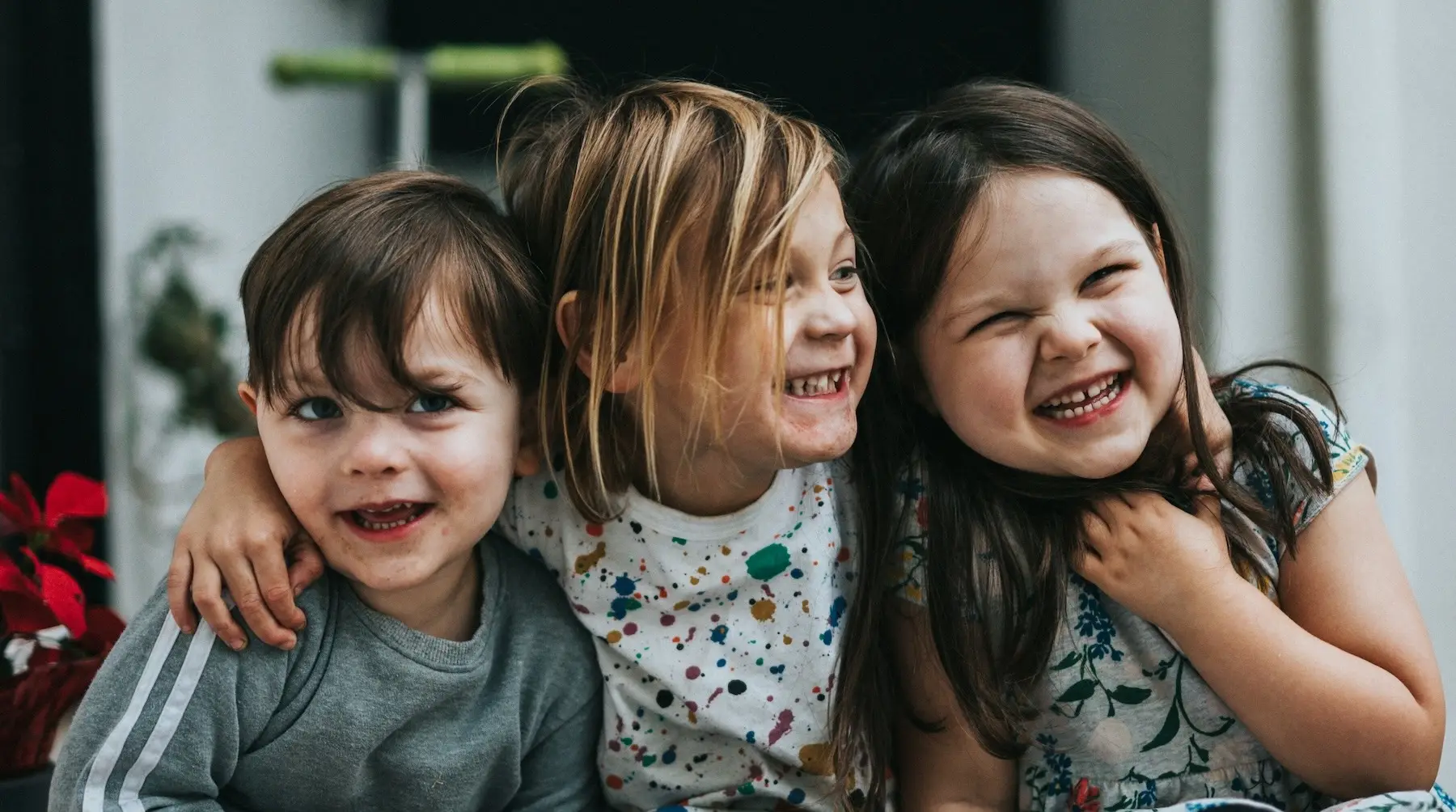 happy kids children_Finder 1800x1000 happy kids children_Finder 1800x1000